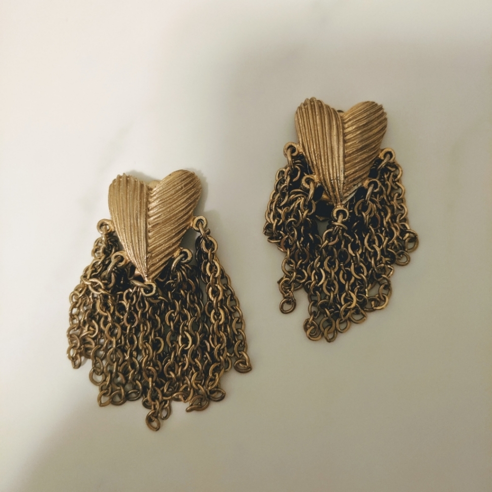 Vintage Gold Heart Clip On Earrings